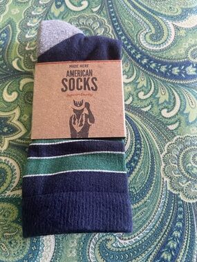 Made Here American socks for men and women. L/XL.
